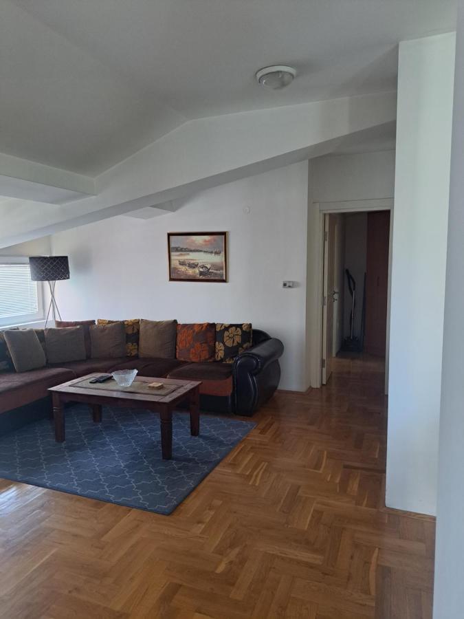 Apartman Zvezdica -Smederevo, Netflix 외부 사진