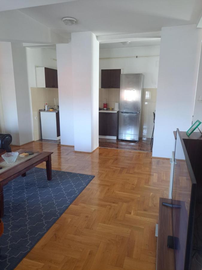 Apartman Zvezdica -Smederevo, Netflix 외부 사진